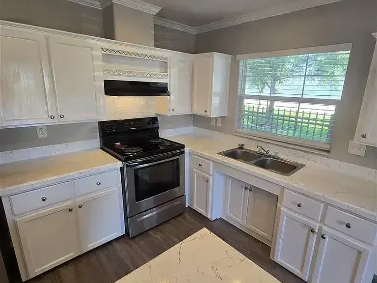 15706 Clarke Springs Dr #15706C — Photo 6