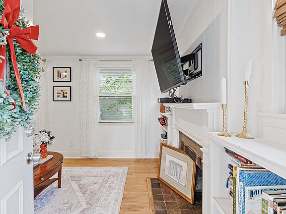 3rd image of 238 Thuss Avenue # First Floor