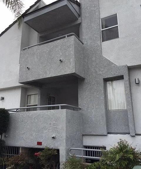 223 N Buena Vista St #103 — Photo 6