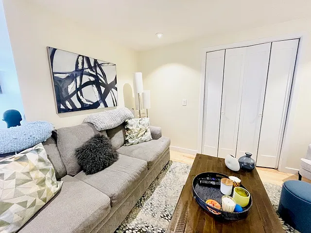24 Fleet St #3A — Photo 9