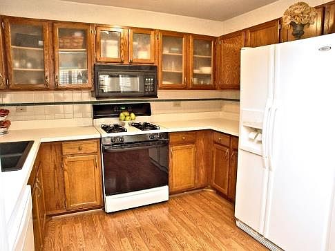 5th image of 1452 Diamond Dr
