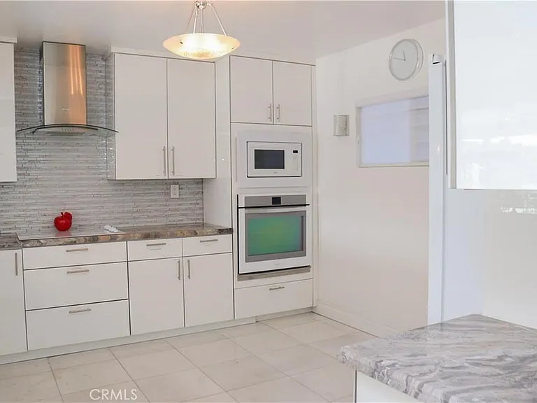 3726 Montego Dr — Photo 9