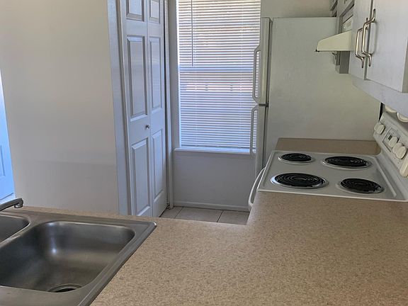 5th image of 1301 Topfield Ct