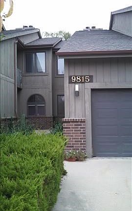 3rd image of 9815 Hawthorne Glen