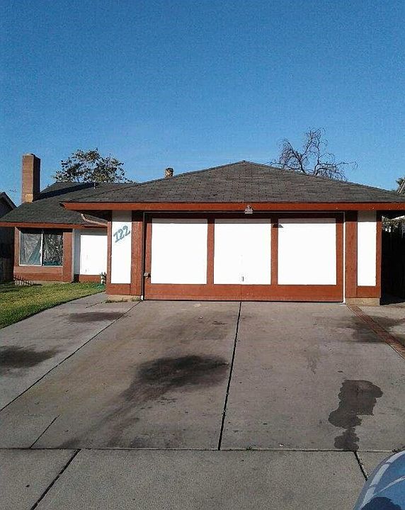 1st image of 122 S Golden Ave