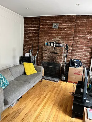 Rented by Bond New York | media 5