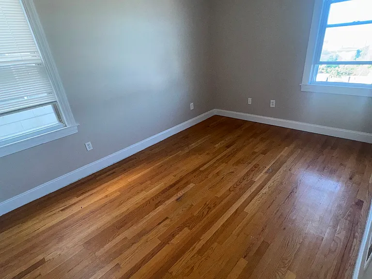 102 Lindley St #1 — Photo 5