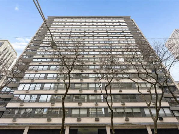 33 E Cedar St APT 7D, Chicago, IL 60611