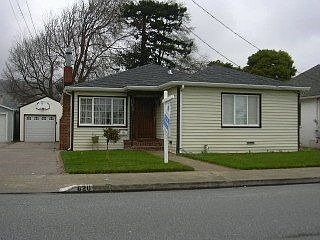 1st image of 620 Mayfair Ave