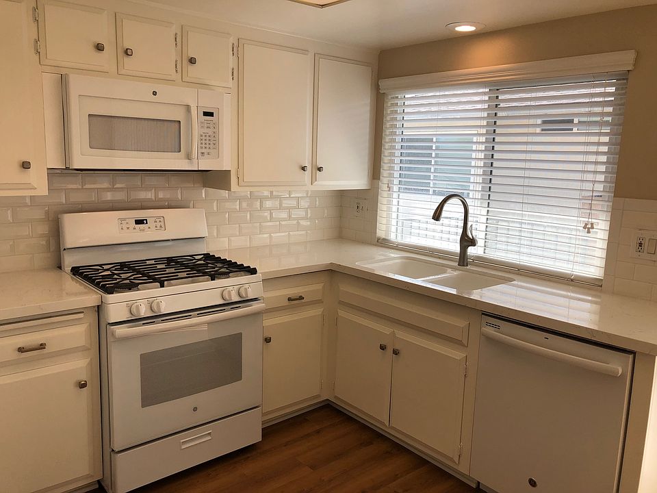 1st image of 2631 W Orion Ave APT 3