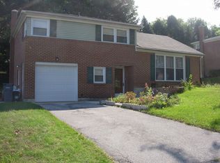 1011 Sundale Dr, York, PA