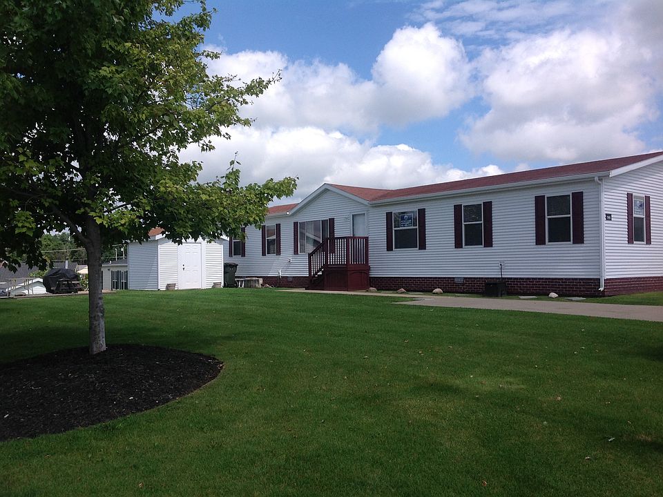 1st image of 7995 Bloomsbury Cir