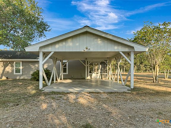 3rd image of 351 Sulphur Creek Estates Rd