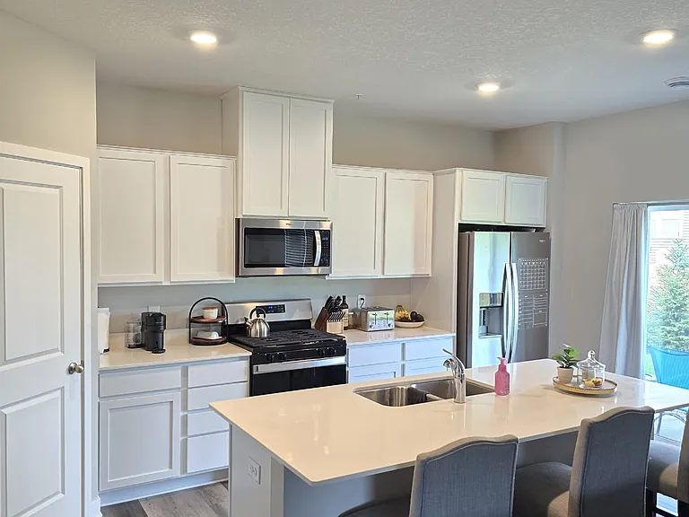 5020 Stable View Dr — Photo 20