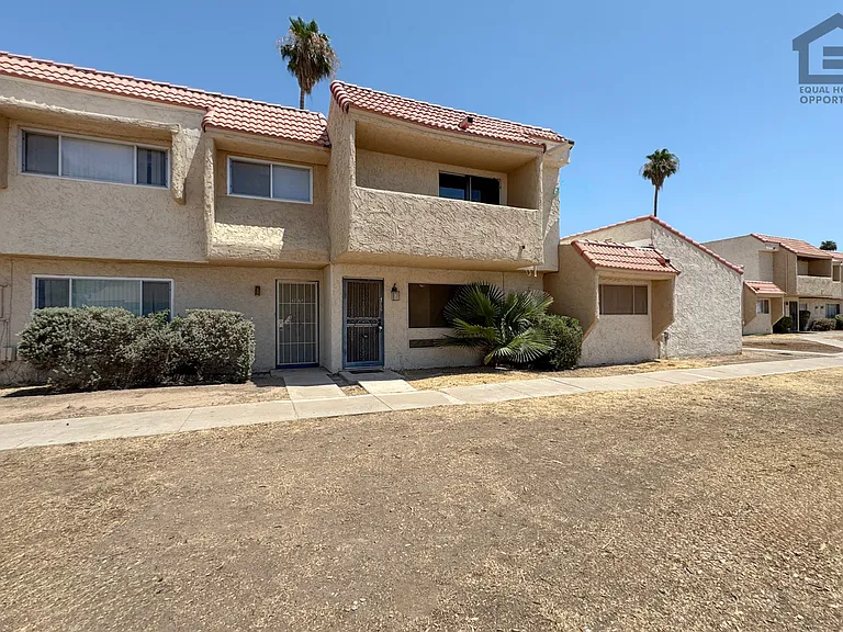 4759 W Marlette Ave — Photo 5