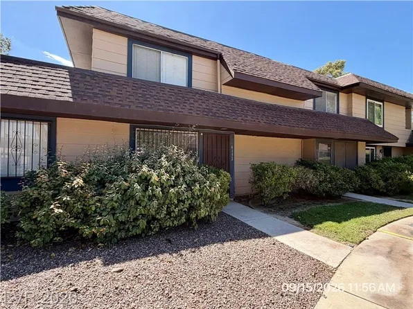 6132 Meadowgrass Ln, Las Vegas, NV 89103