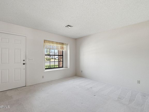 5th image of 730 N OAKLAND --