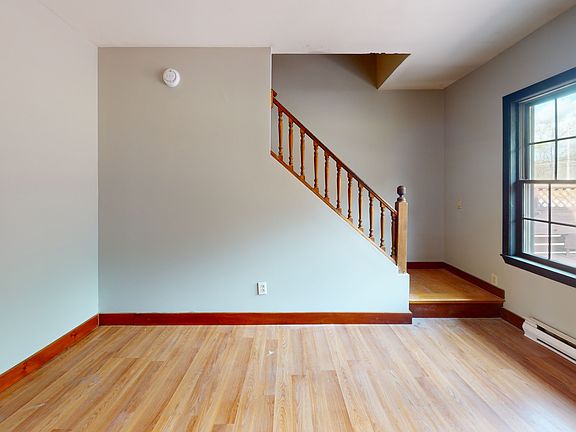 2nd image of 254 Keene Rd #C