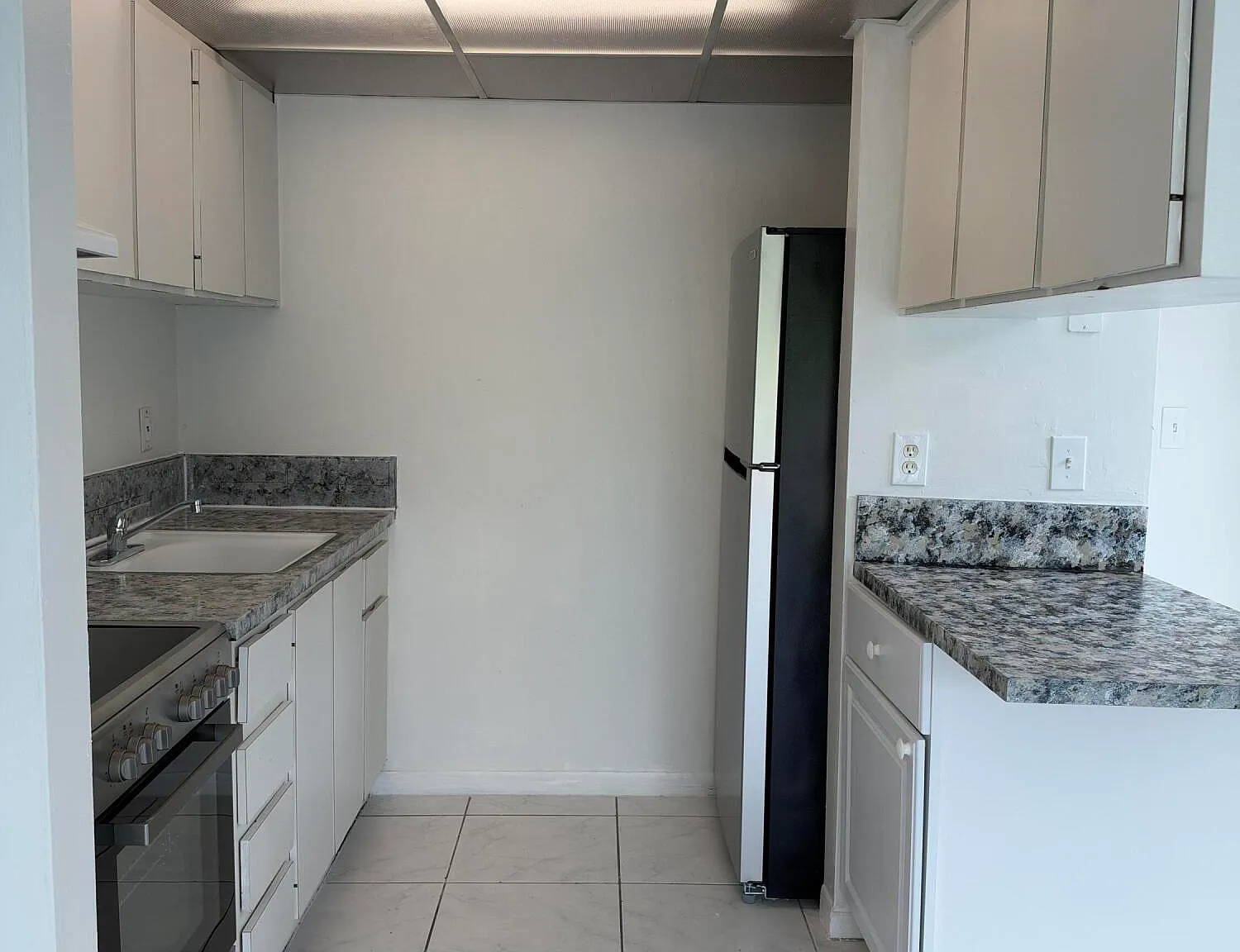 1 bed, 1.0 bath, 449 sqft, $1,700 — Photo 3
