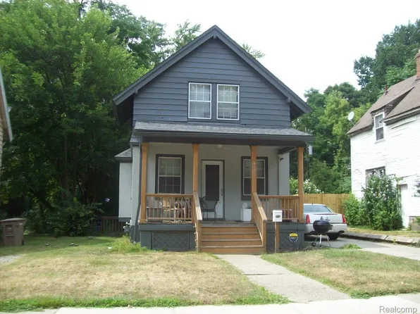 495 Omar St, Pontiac, MI 48342
