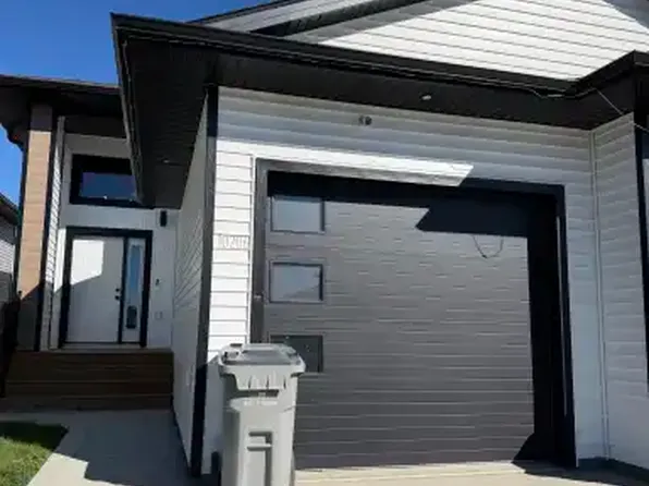 10206 128th Ave #1A, Grande Prairie, AB T8V 6T1
