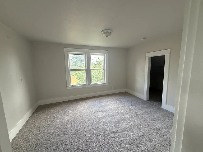 13985 S Leland Rd — Photo 8