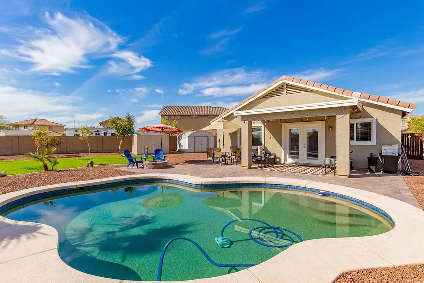 3 bed, $6,180 — Photo 1