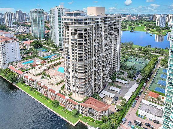2nd image of 20191 E Country Club Dr APT 1805