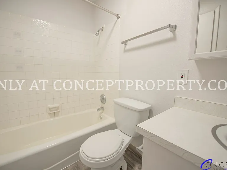 132 E 2nd Ave — Photo 46