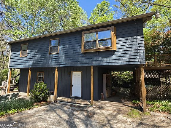 3rd image of 549 Garrett Rd