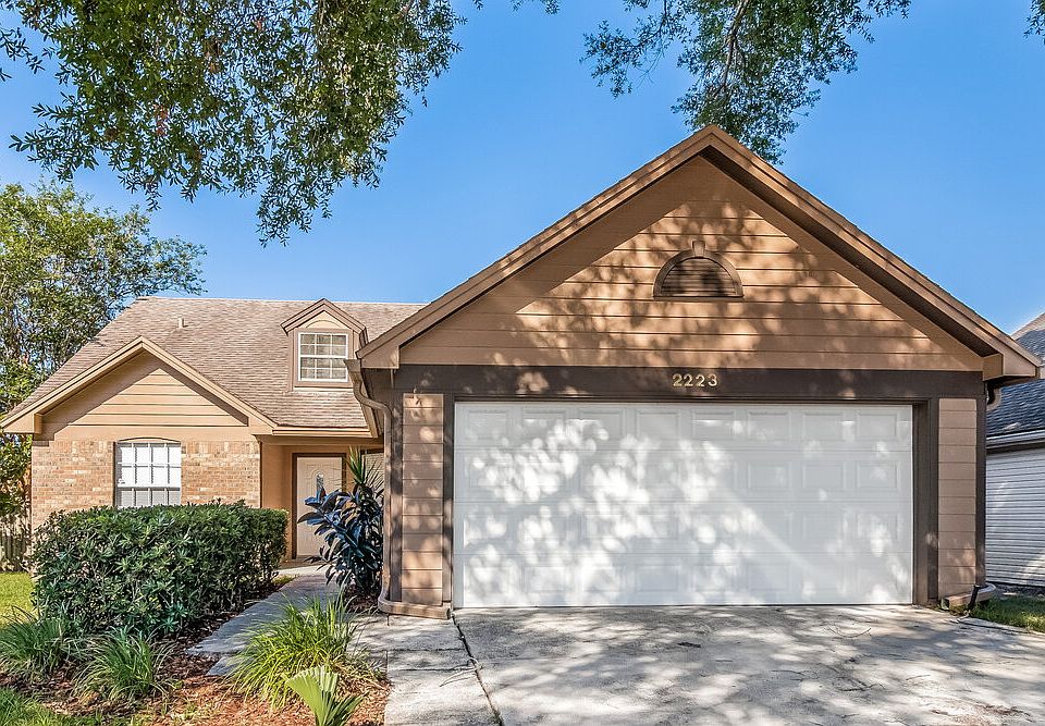 1st image of 2223 Barkwood Ct