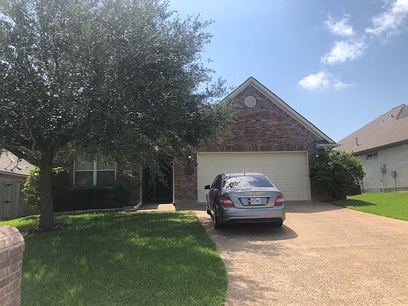 2nd image of 214 Passendale Ln