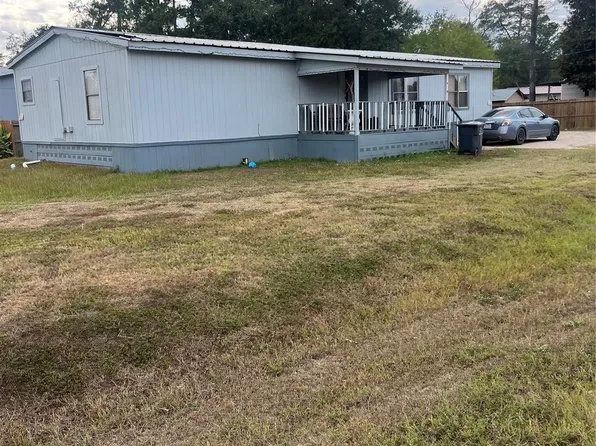 8009 Forest Trace Blvd, Conroe, TX 77306