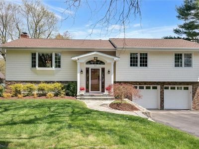 61 Hickory Road, Briarcliff Manor, NY, 10510