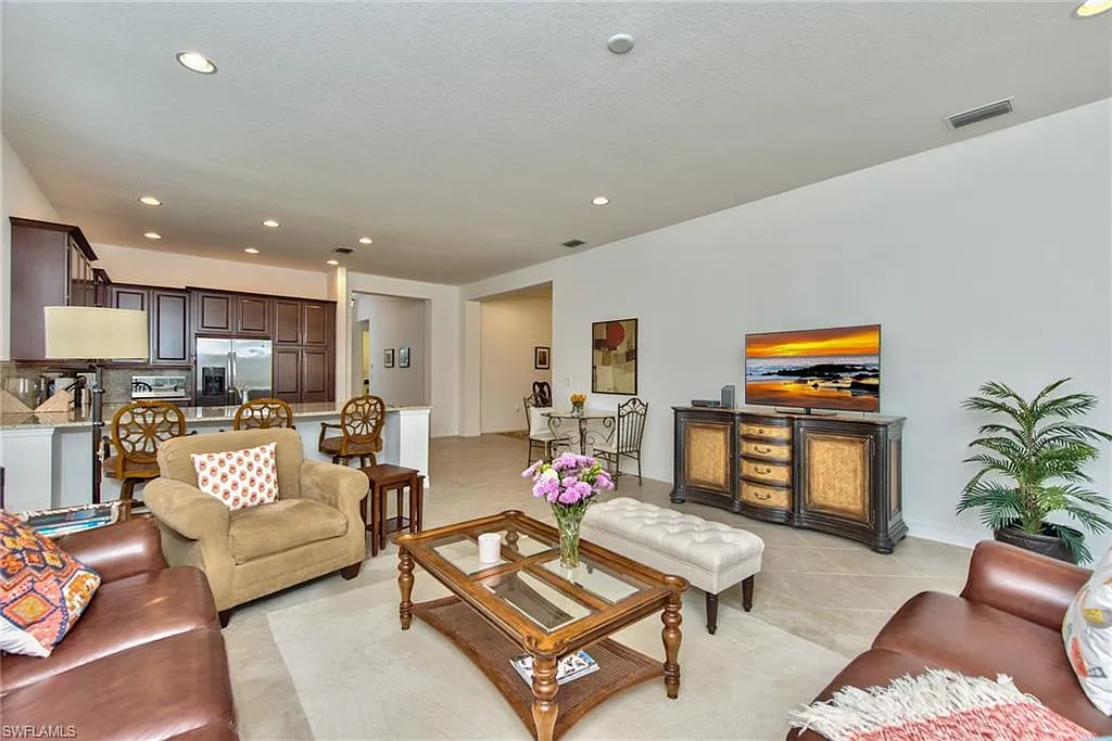 Riverstone — Photo 4