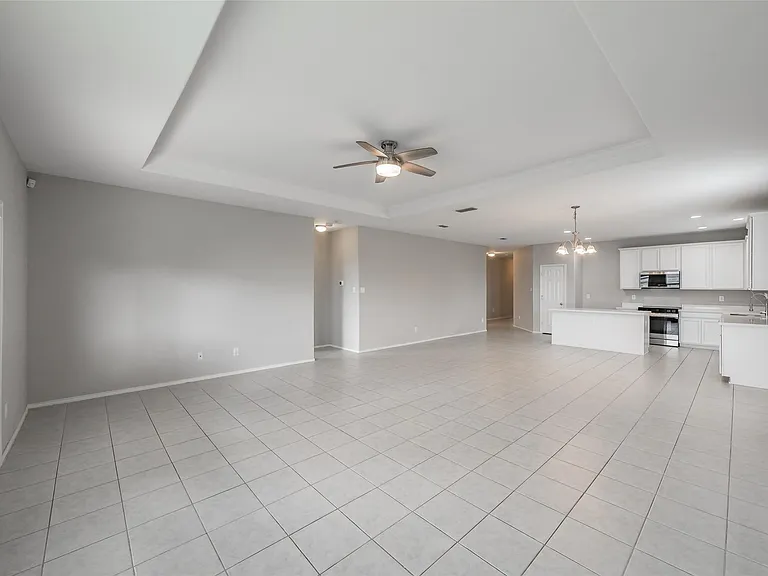 2404 Bermont Red Ln — Photo 2