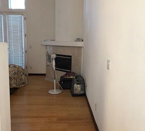 4th image of 107 Emerald Bay Ln