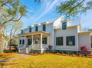 634 Royall Ave, Mount Pleasant, SC 29464