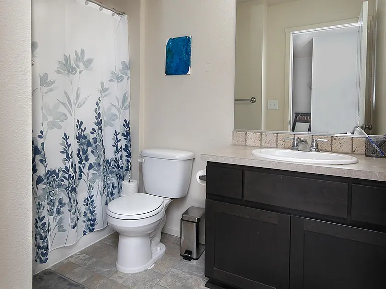 8513 NE 14th Pl — Photo 15