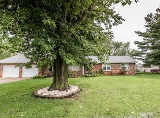 698 Elm St, Livingston, IL 62058