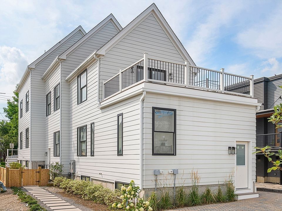 1st image of 60 Franklin St #2