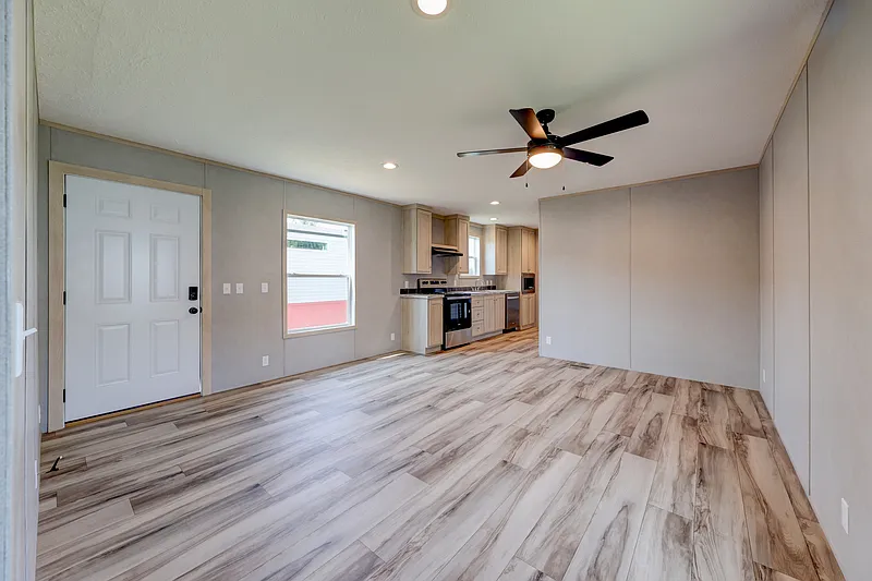 3 bed, 2.0 bath, 1180 sqft, $995 — Photo 4