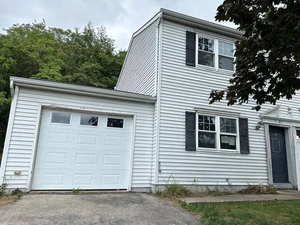 1081 Cloverton Dr, Columbia, PA 17512