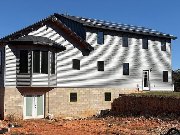 4th image of 650 Dogwood Springs Road