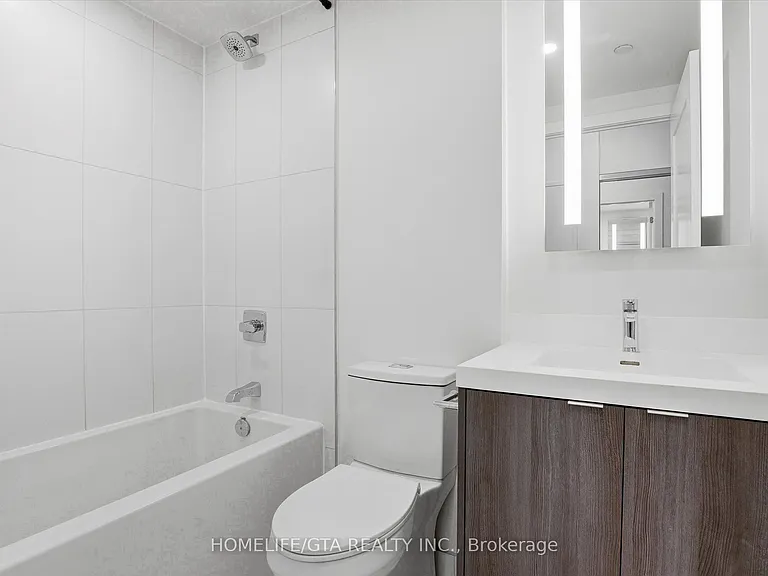 30 Inn On The Park Dr #206 — Photo 4