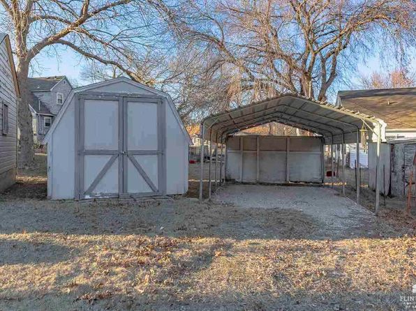 209 S Adams St, Junction City, KS 66441