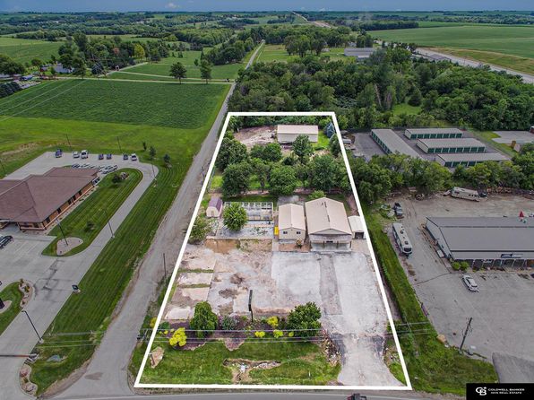 113 Rock Bluff Rd, Plattsmouth, NE 68048