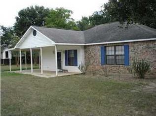 1047 Ellen St, Ville Platte, LA 70586