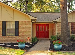1207 Hampton Ln, Tyler, TX 75701
