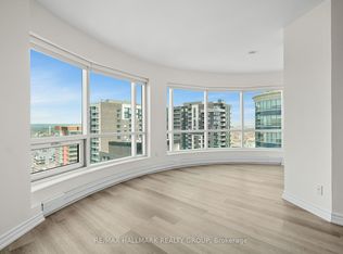 234 Rideau St #2404, Ottawa, ON K1N 0A9